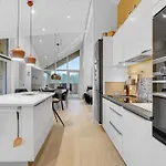 4 Bedroom Stunning In Sjolund