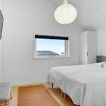 Vakantiehuis 4 Bedroom Stunning In Sjolund
