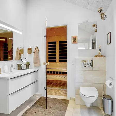 Prázdninový dům 4 Bedroom Stunning In Sjolund