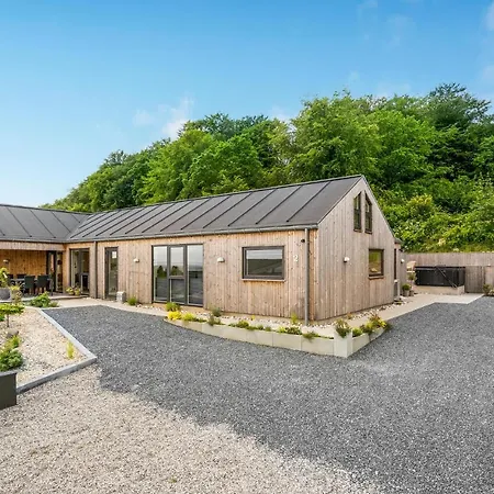 Vakantiehuis 4 Bedroom Stunning In Sjolund